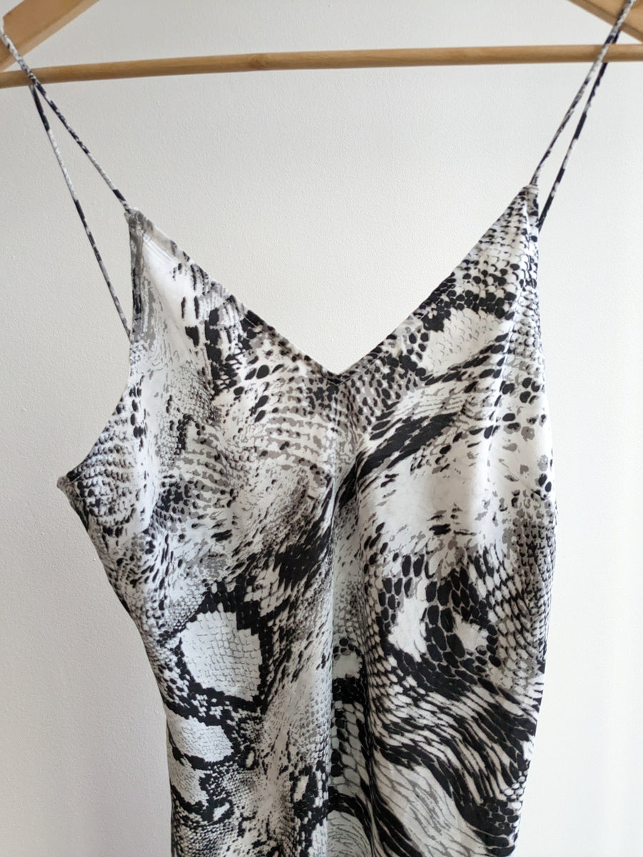 Dont Ask Amanda Black & White Snake Print Dress - M
