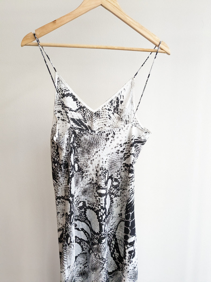 Dont Ask Amanda Black & White Snake Print Dress - M