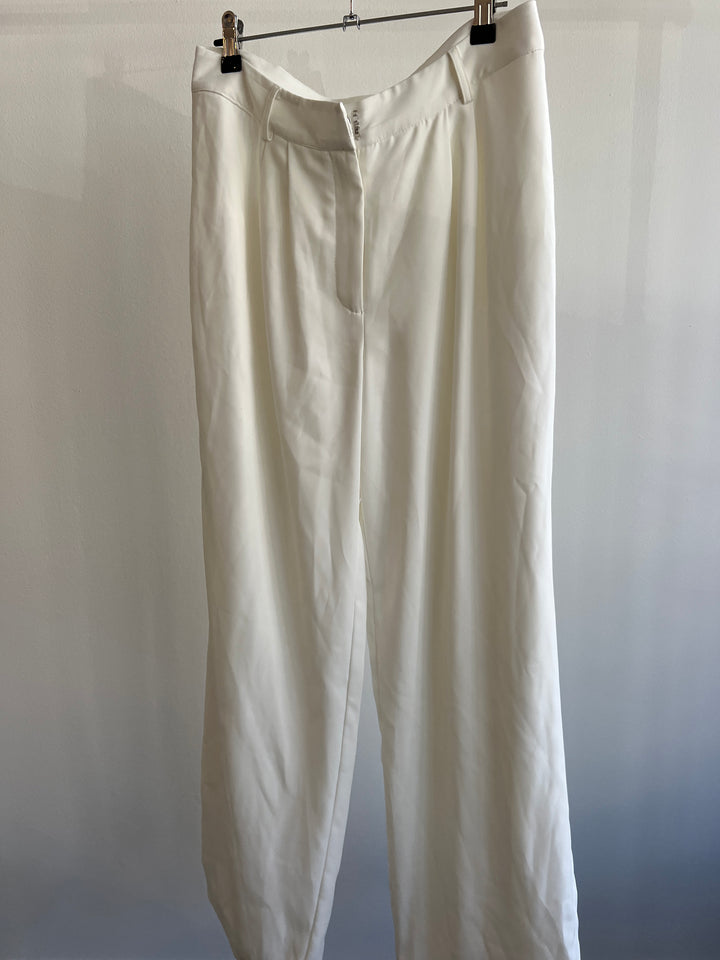 Meshki White Pants - S