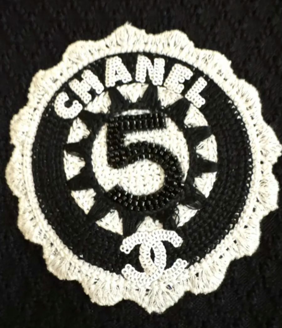 Chanel 23' Mini Black Knit Chanel 5 Logo Dress - 36 FR