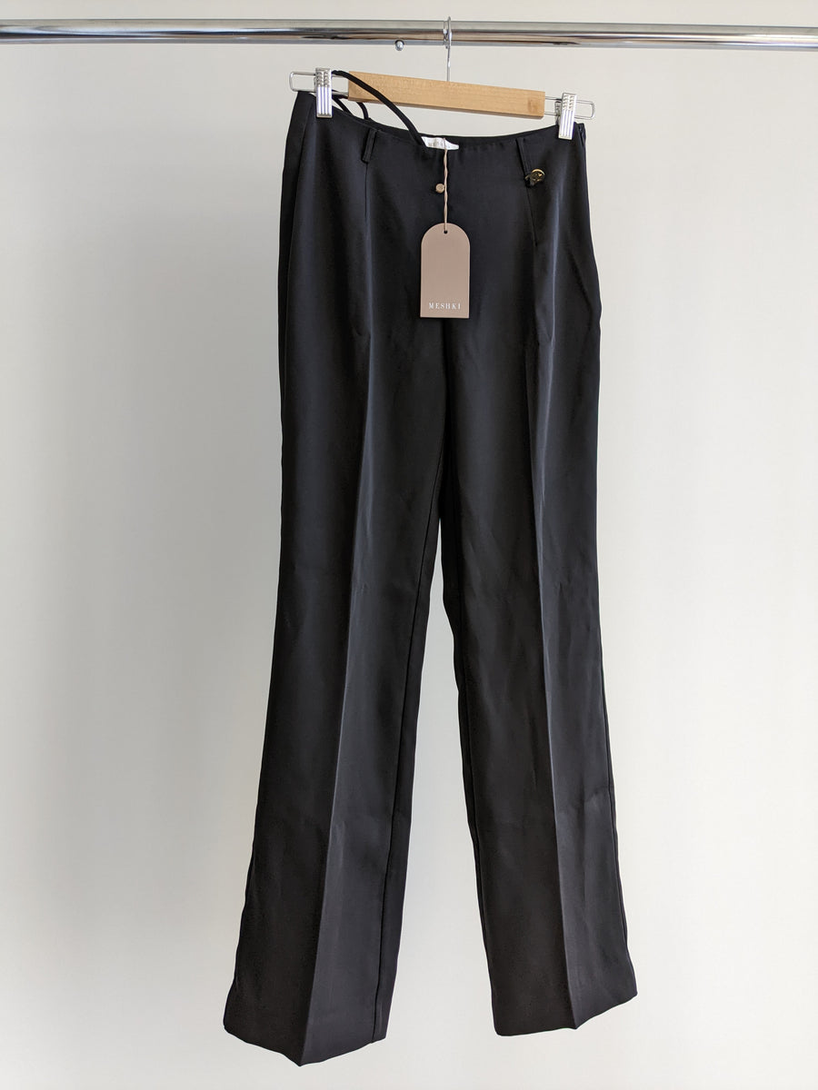 Meshki Black Semara Midrise Straight Leg Pants - XS