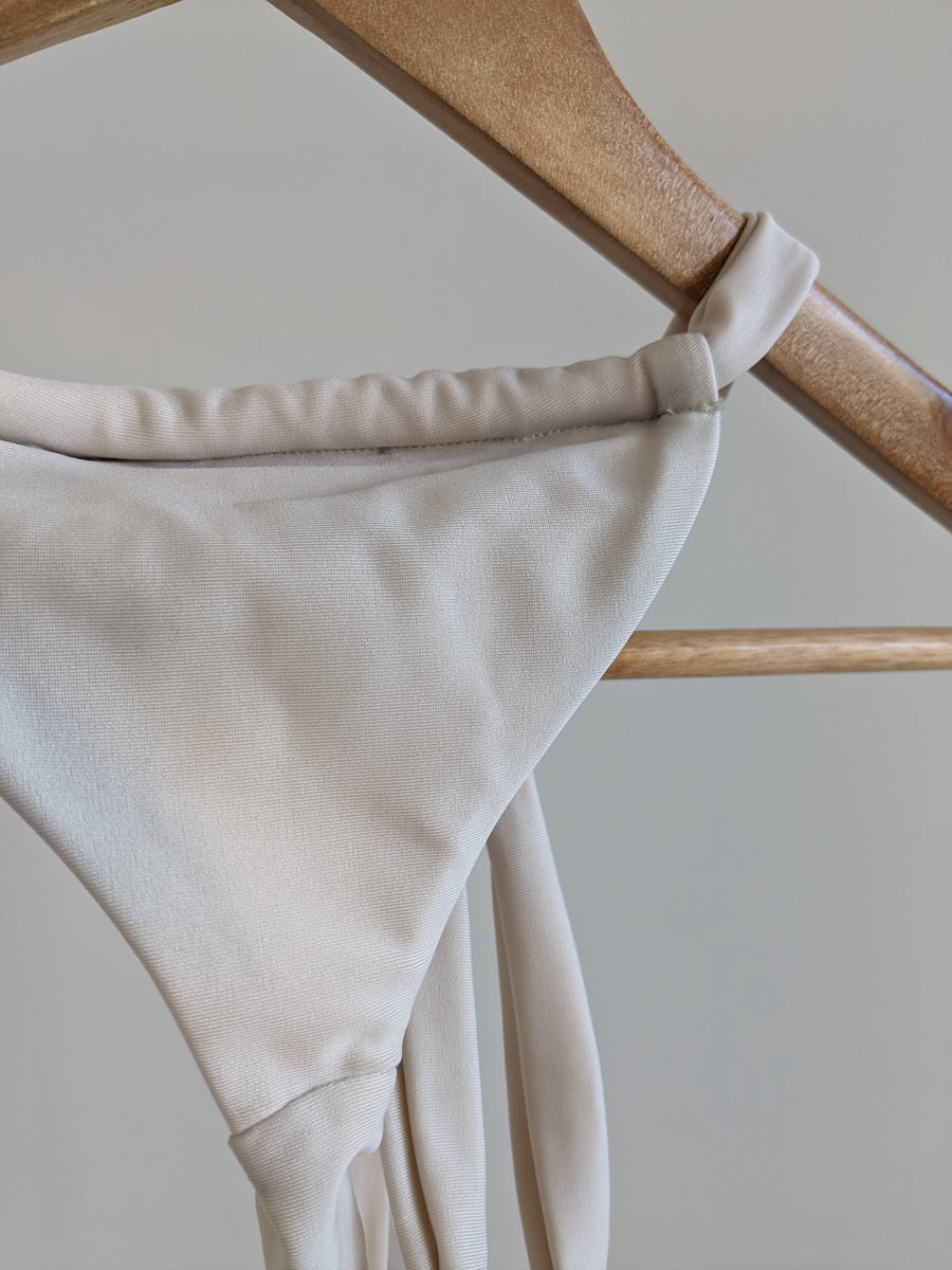 ROGUE SZN Beige Tied-Up Bikini Bottoms - XS