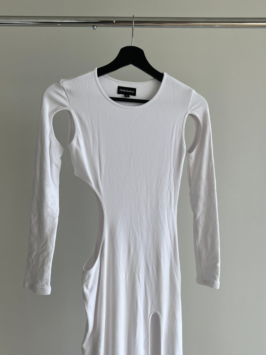 23rd & Madison White Ace Ribbed Long Sleeve Maxi Dress - S