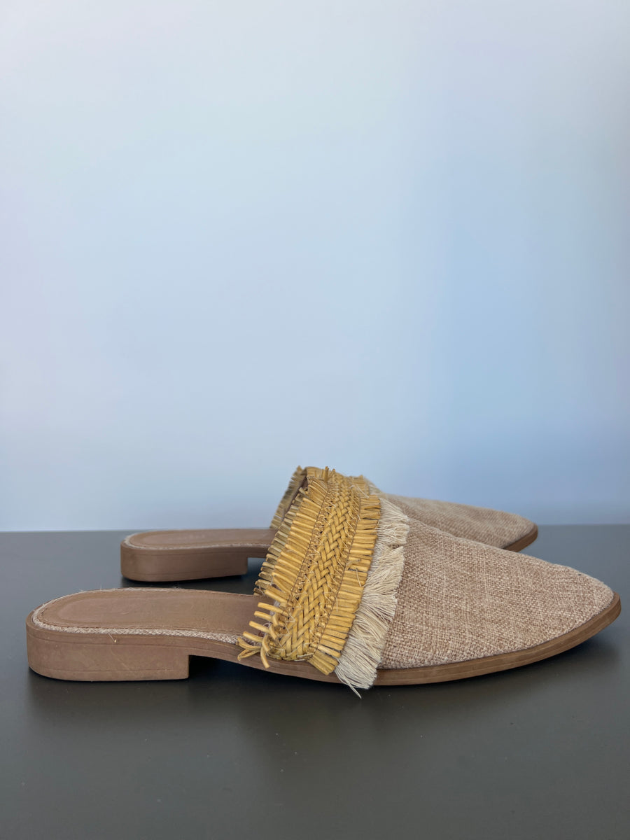 rubi Beige Sandals - 41