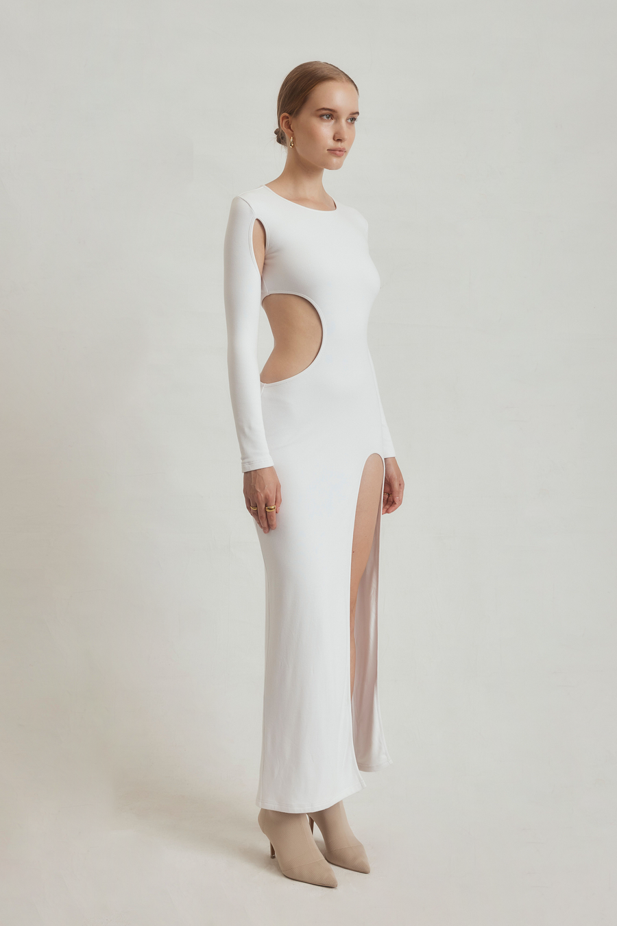 23rd & Madison White Ace Ribbed Long Sleeve Maxi Dress - S