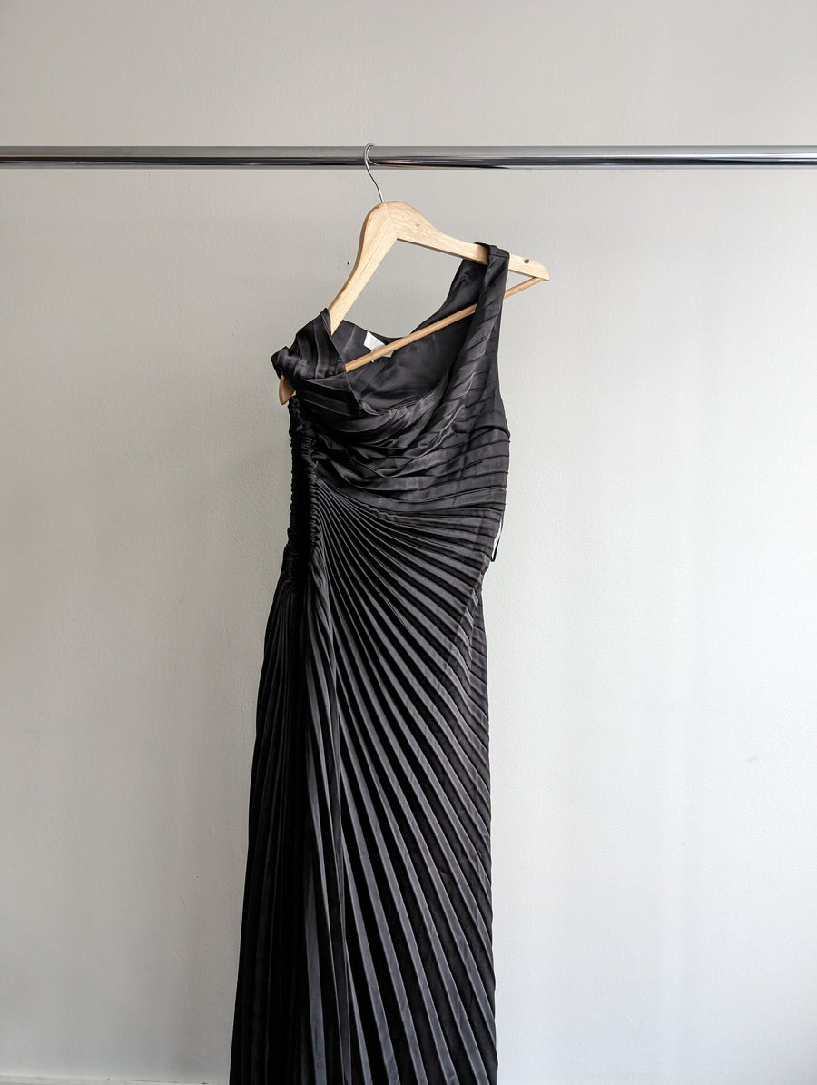 billy j Black Pleated Maxi Dress - AU 12