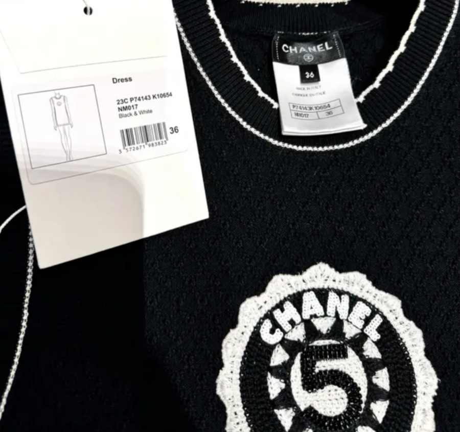 Chanel 23' Mini Black Knit Chanel 5 Logo Dress - 36 FR