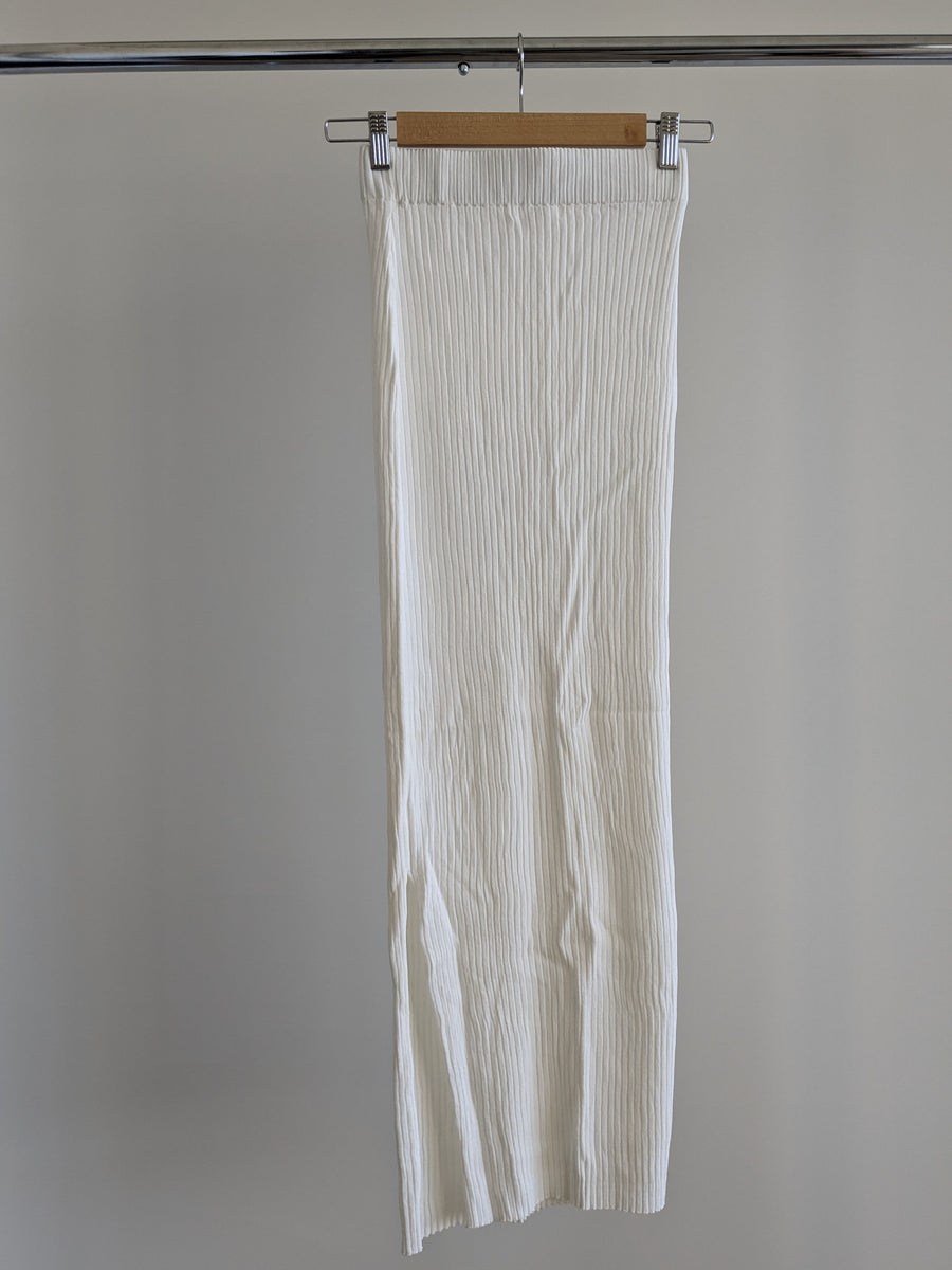 Dazie White Ribbed Maxi Skirt - S