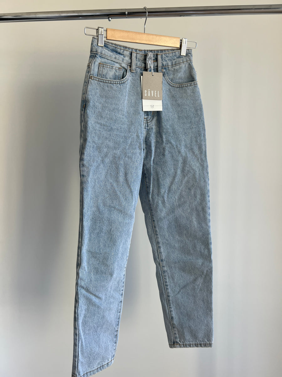 SAVEL Light Blue Wash Mia Mum Jeans - AU 6