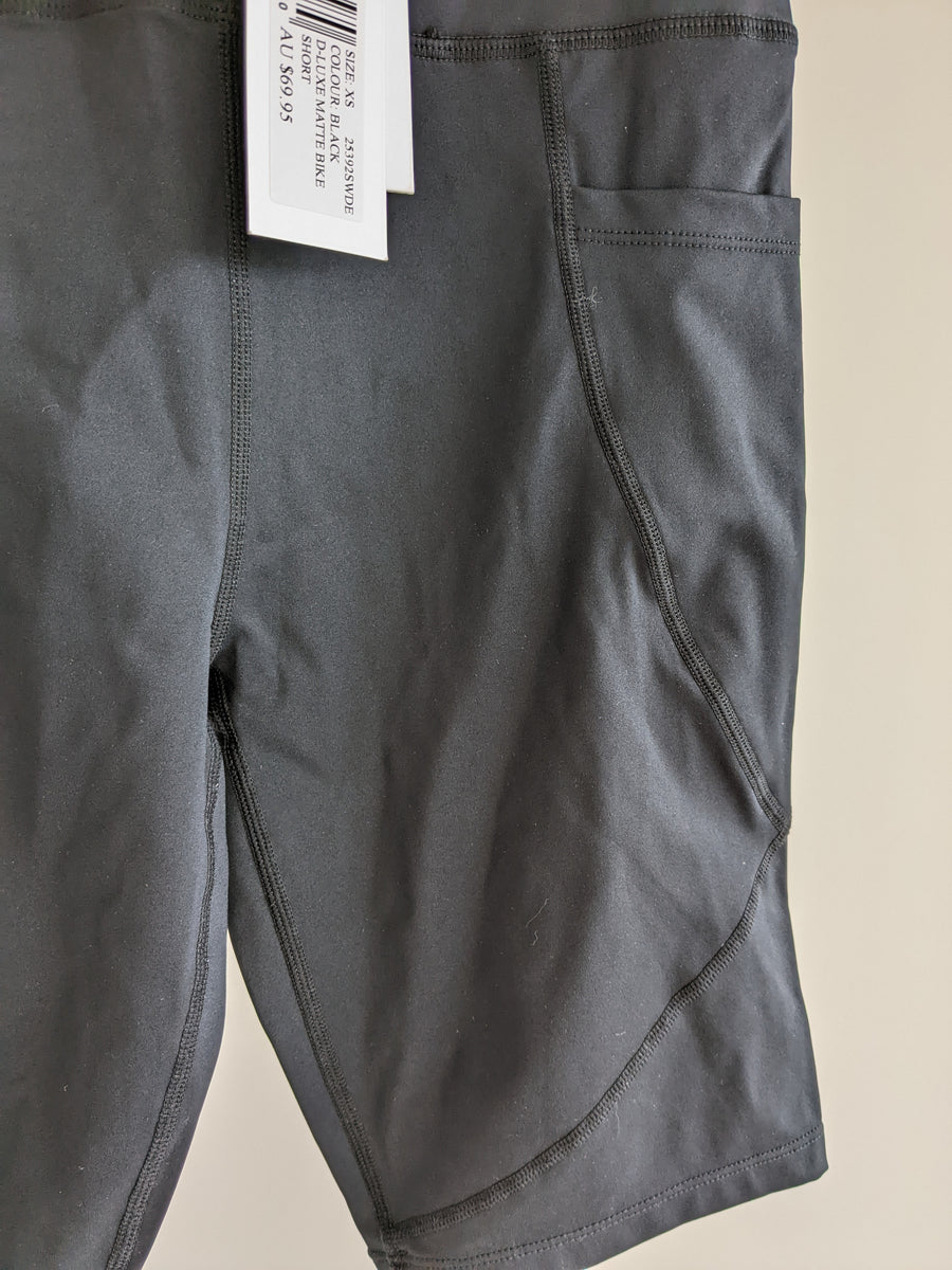 Decjuba D-Luxe Matte Black Bike Shorts - XS