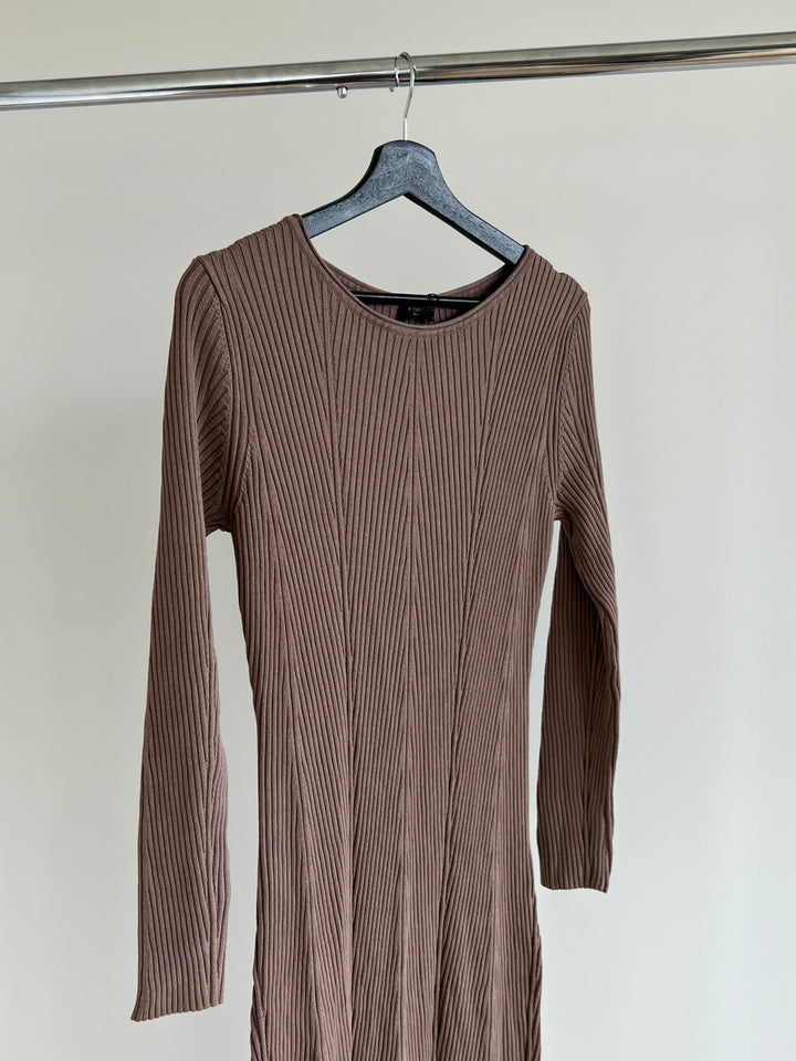 FORCAST Beige Maxi Knit Dress - L