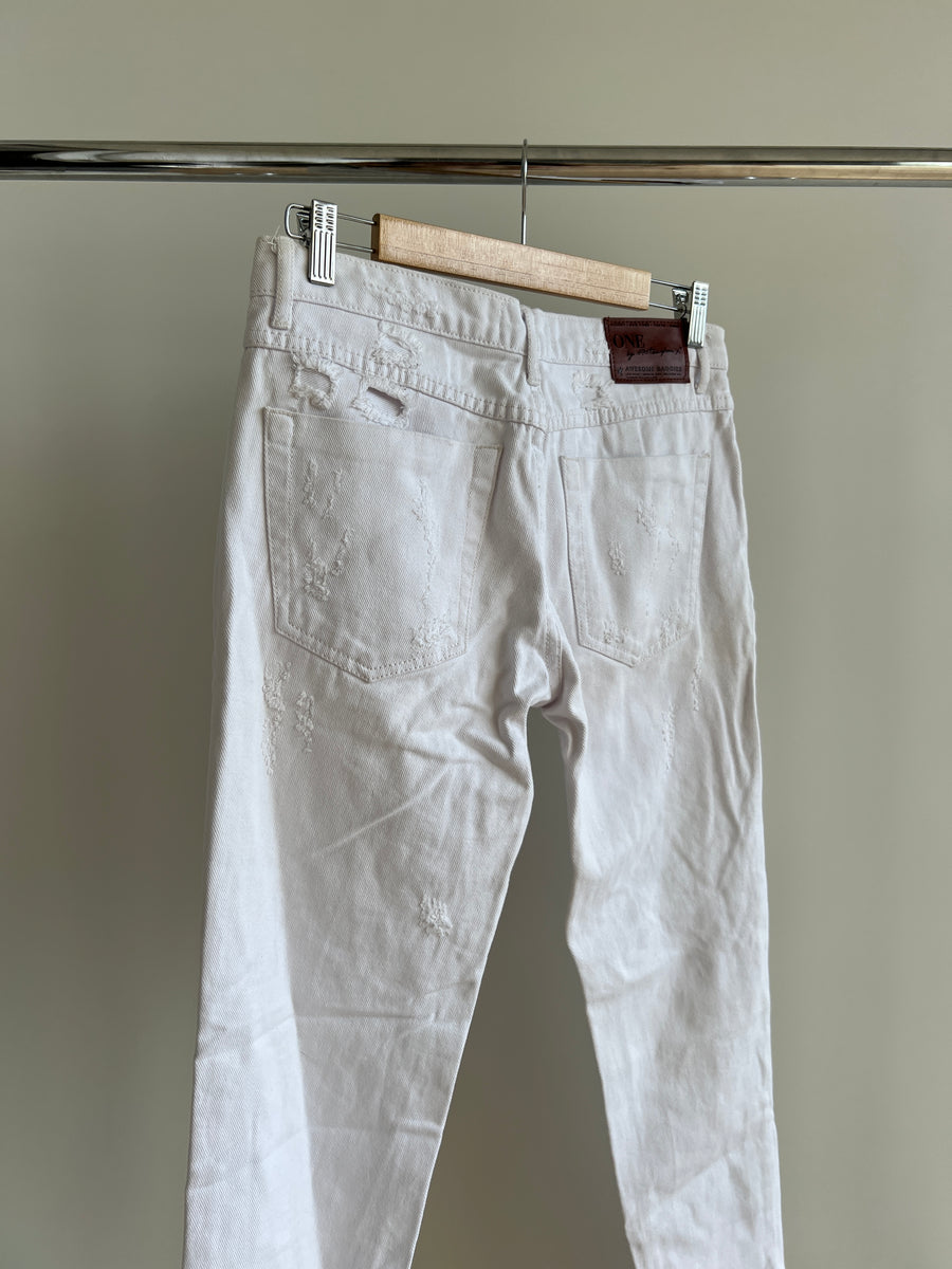 One x One Teaspoon Long Distressed White Jeans - Size 27"