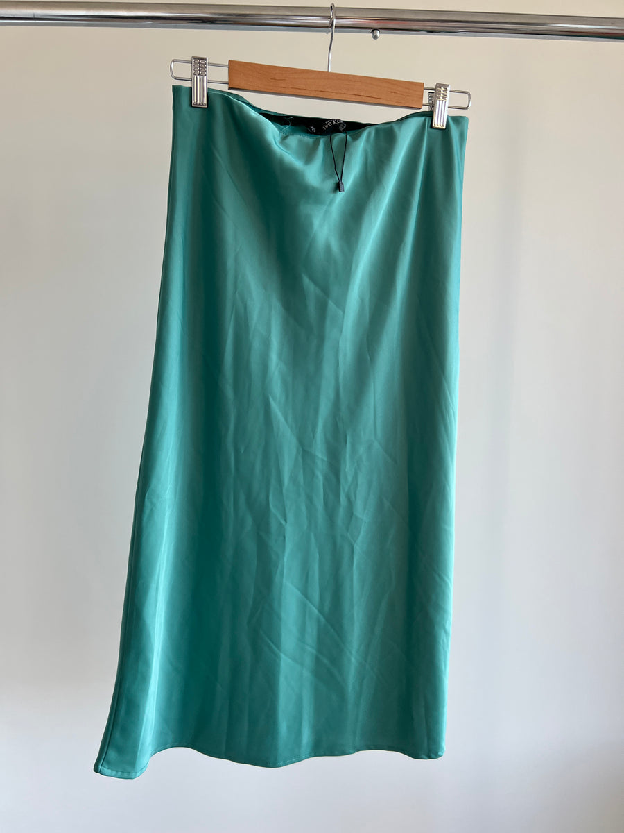 Nasty Gal Green Satiny Midi Skirt - AU 8