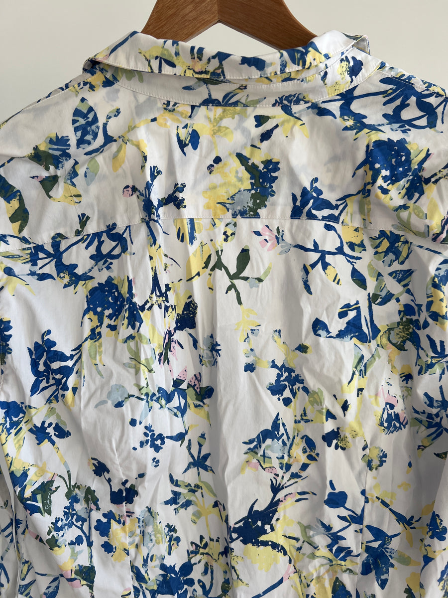 Brandy Melville Light Blue Floral Print V-Neck Top –
